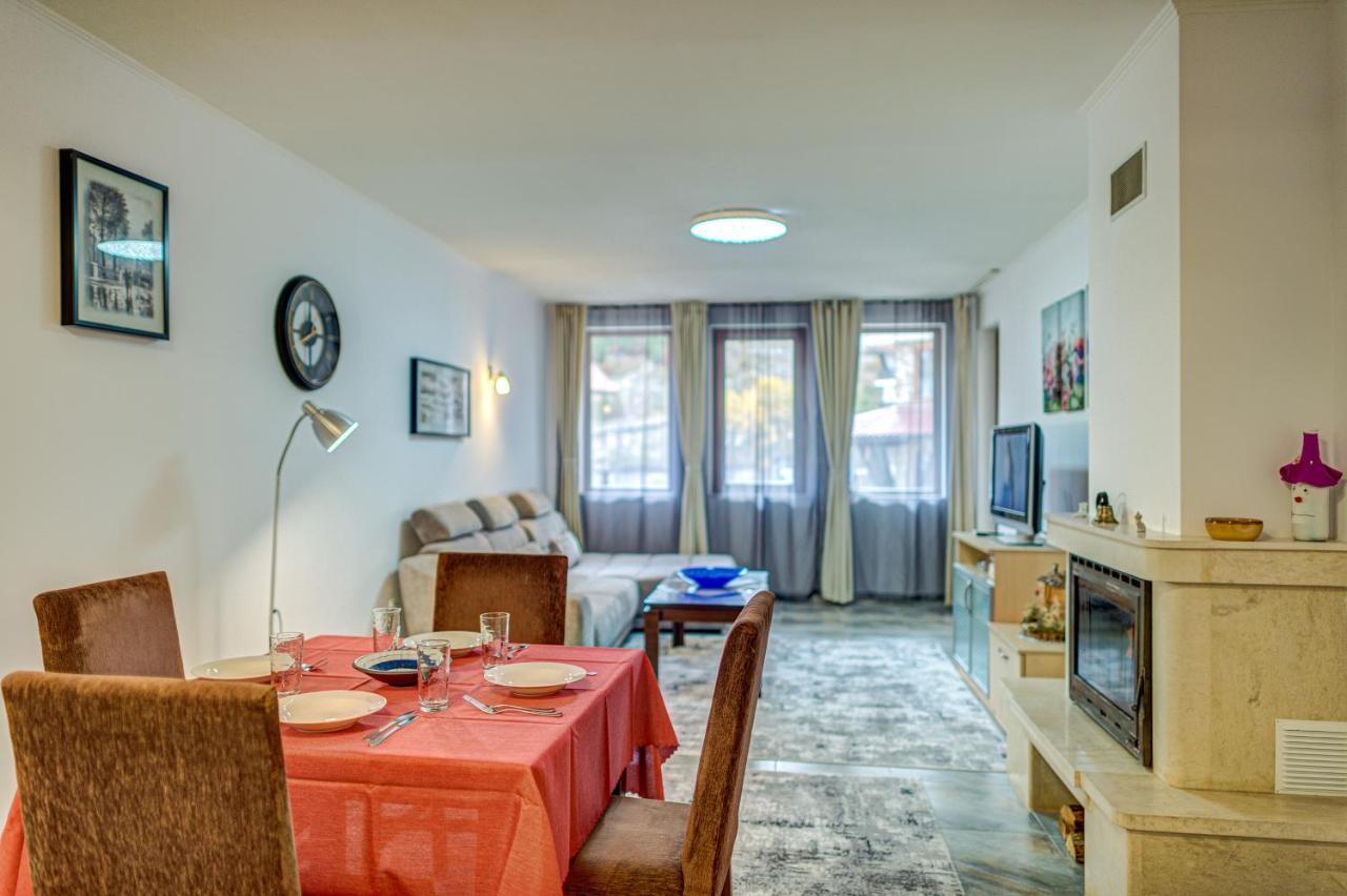 Bright And Spacious 2-Bdr Apartment With Balcony By Flat Mаnager بامبوروفو المظهر الخارجي الصورة